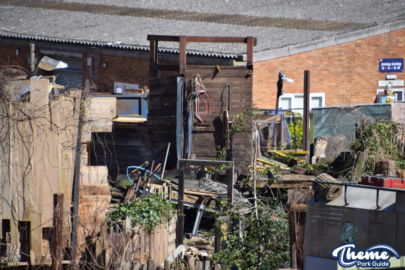 Mexicana Removal at Chessington Progressing Well