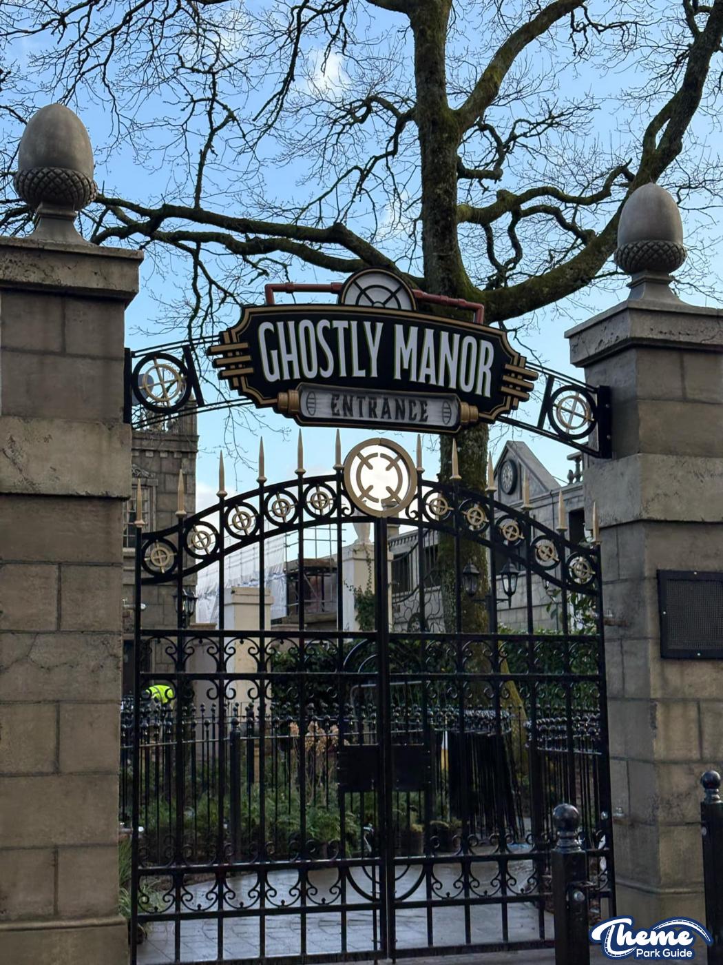 Ghostly Manor at Paultons Park Scaffolding Down