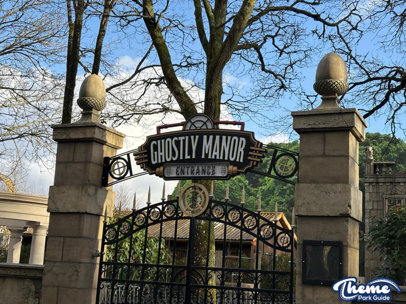 Ghostly Manor at Paultons Park Scaffolding Down