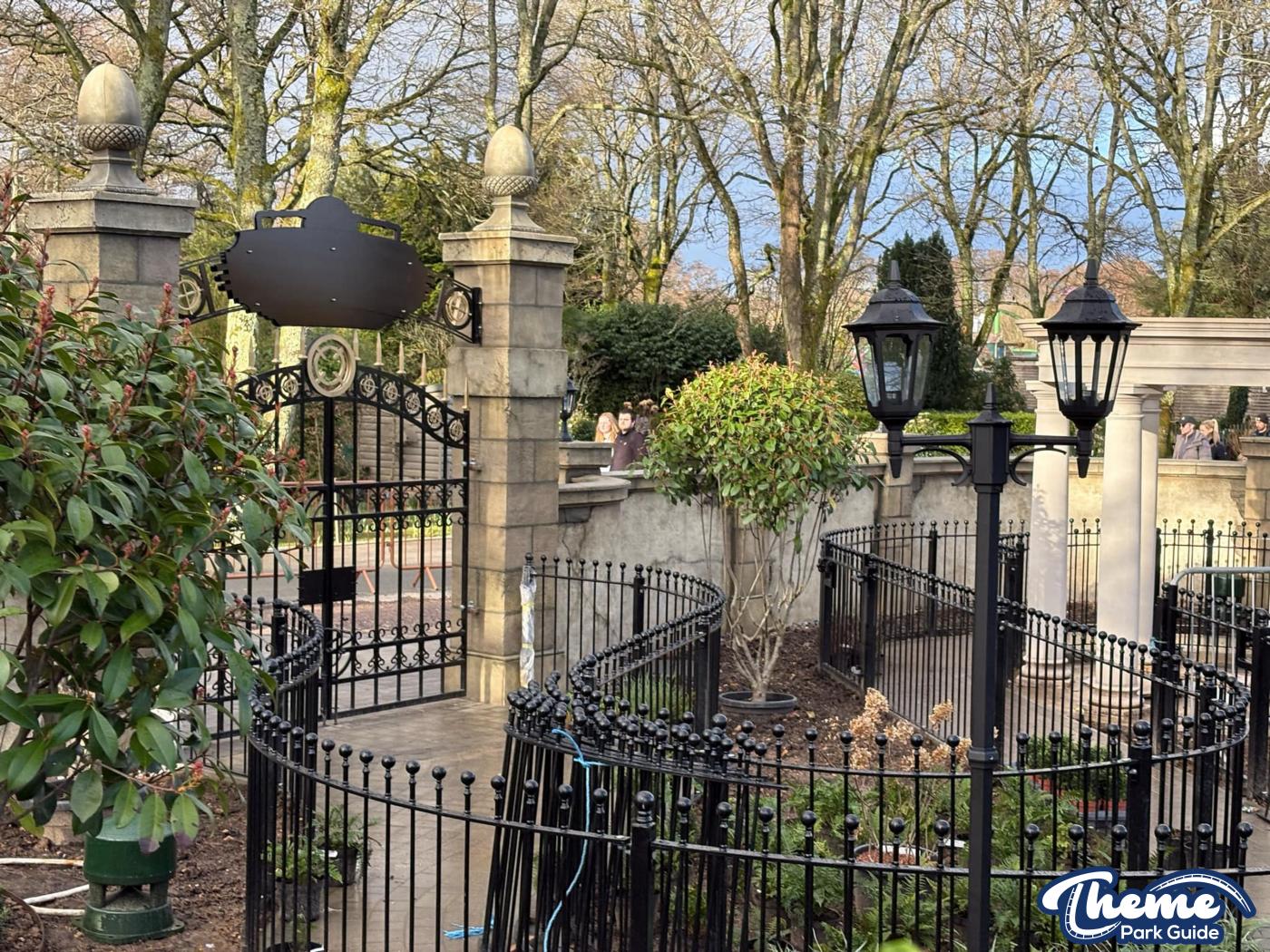 Ghostly Manor at Paultons Park Scaffolding Down
