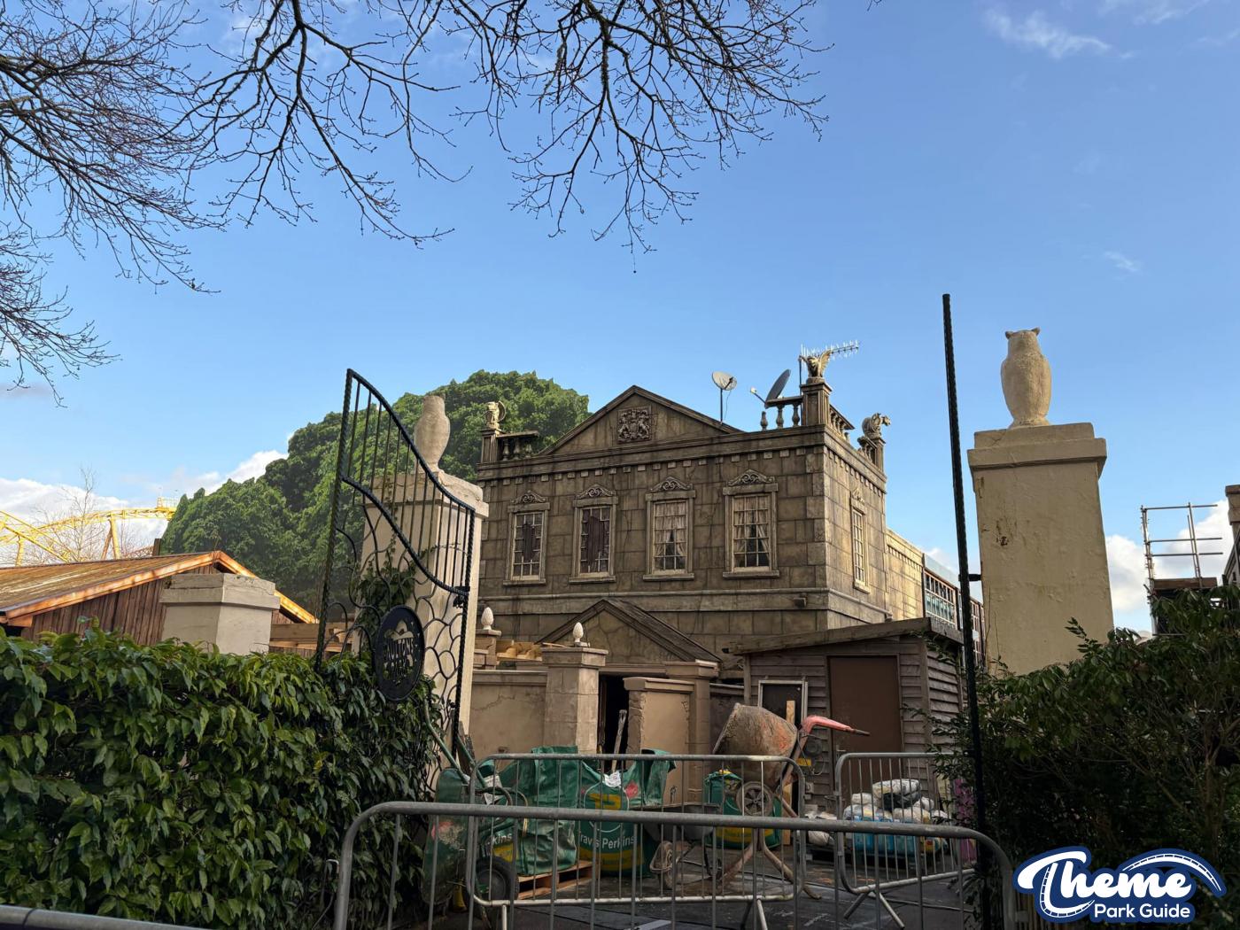 Ghostly Manor at Paultons Park Scaffolding Down