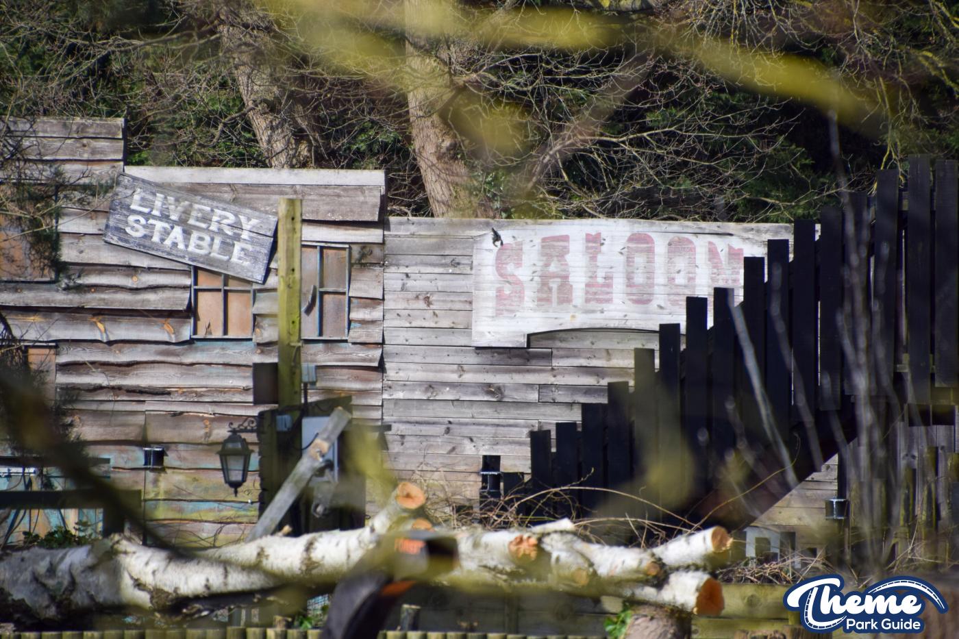 Farewell to Mexicana at Chessington as Construction Walls Move In