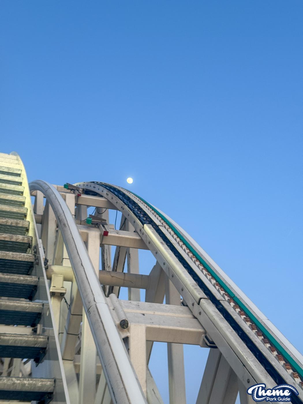 Hyperia VIP Lift Hill Climb -