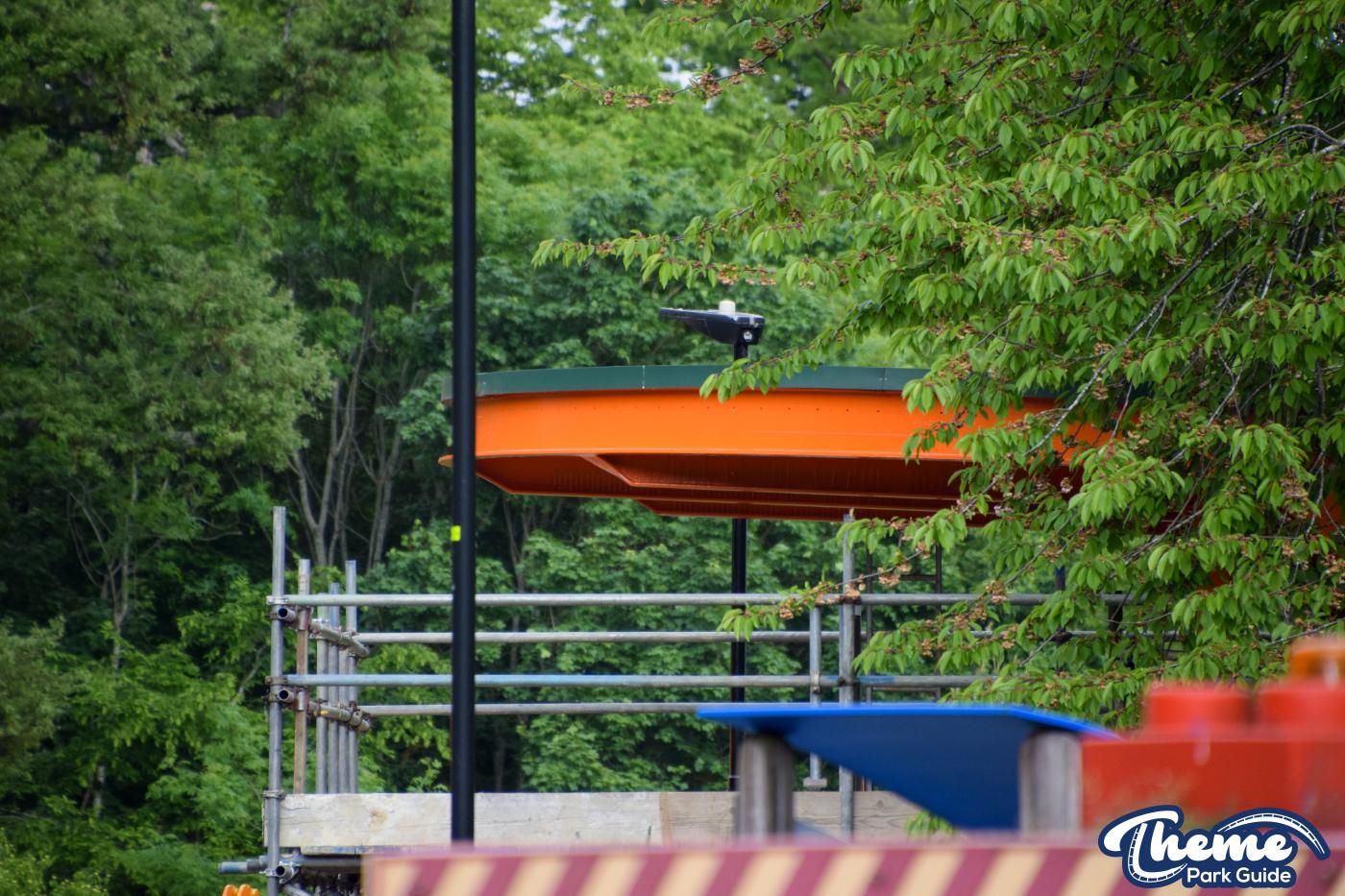 Puppet Theatre Undergoes Major Construction in DUPLO® Valley