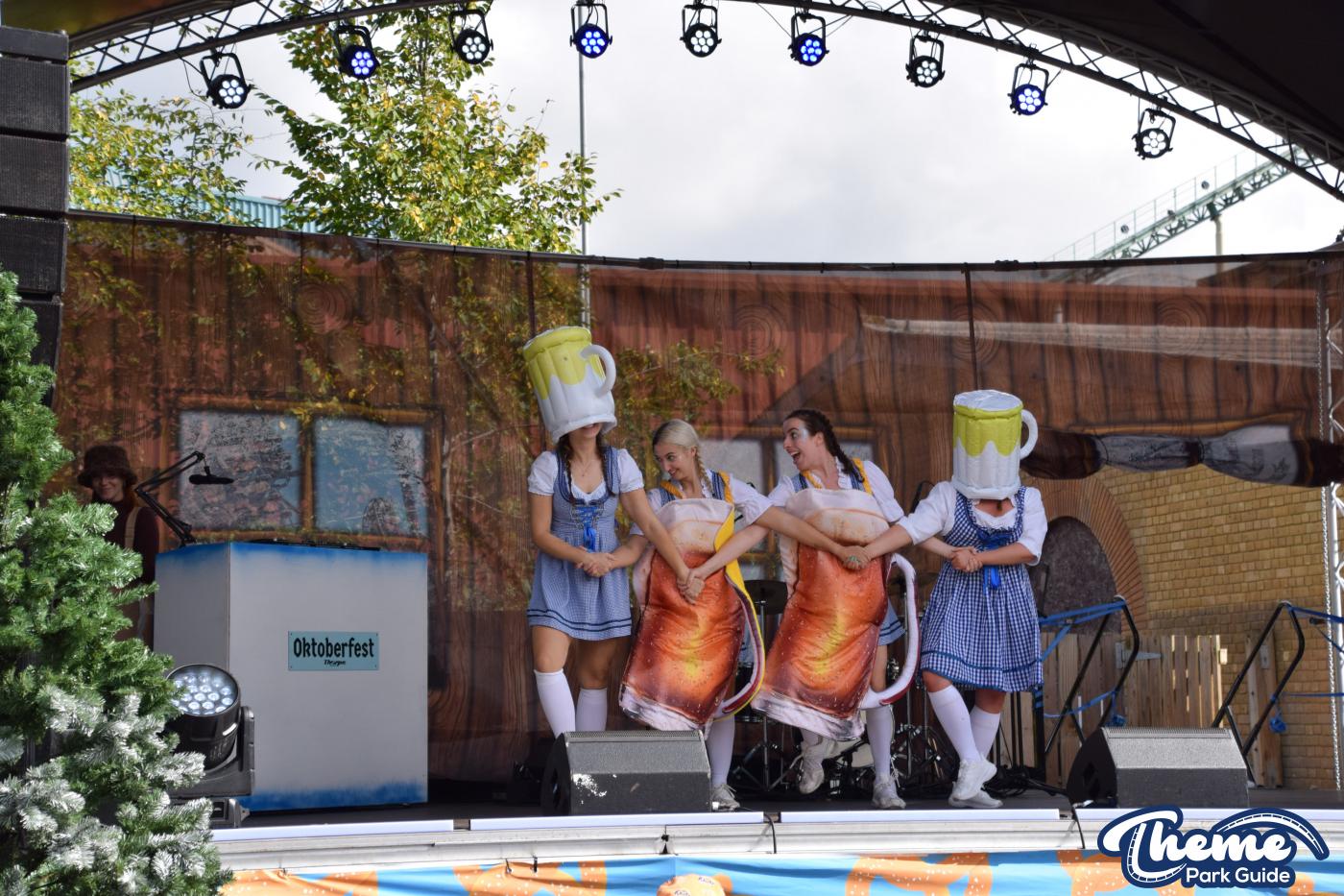 Thorpe Park - Thorpe Park Oktoberfest 2024