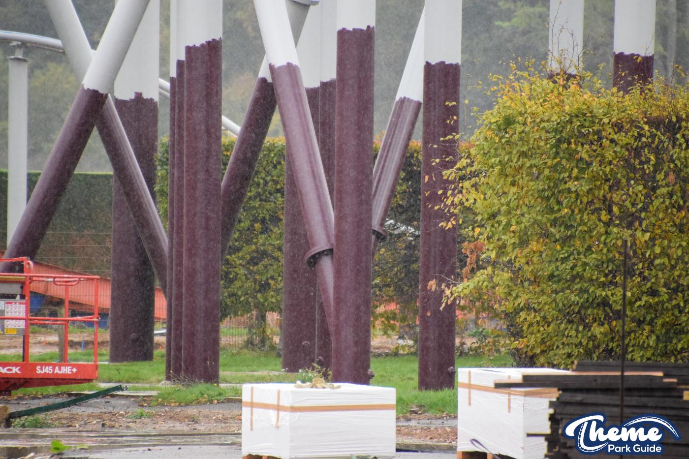 Drakon Track Delivered and Raven Repaint Underway — Valgard at Paultons Park Is Looking Epic