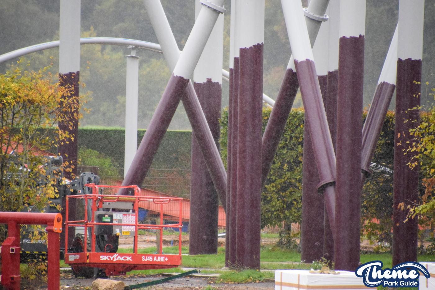 Drakon Track Delivered and Raven Repaint Underway — Valgard at Paultons Park Is Looking Epic
