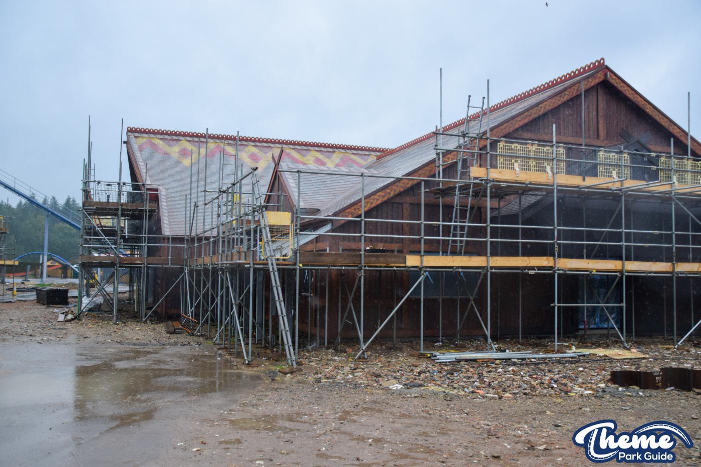 Drakon Track Delivered and Raven Repaint Underway — Valgard at Paultons Park Is Looking Epic