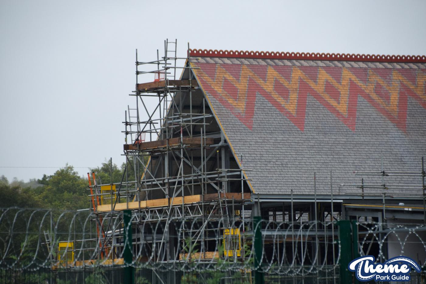 Drakon Track Delivered and Raven Repaint Underway — Valgard at Paultons Park Is Looking Epic