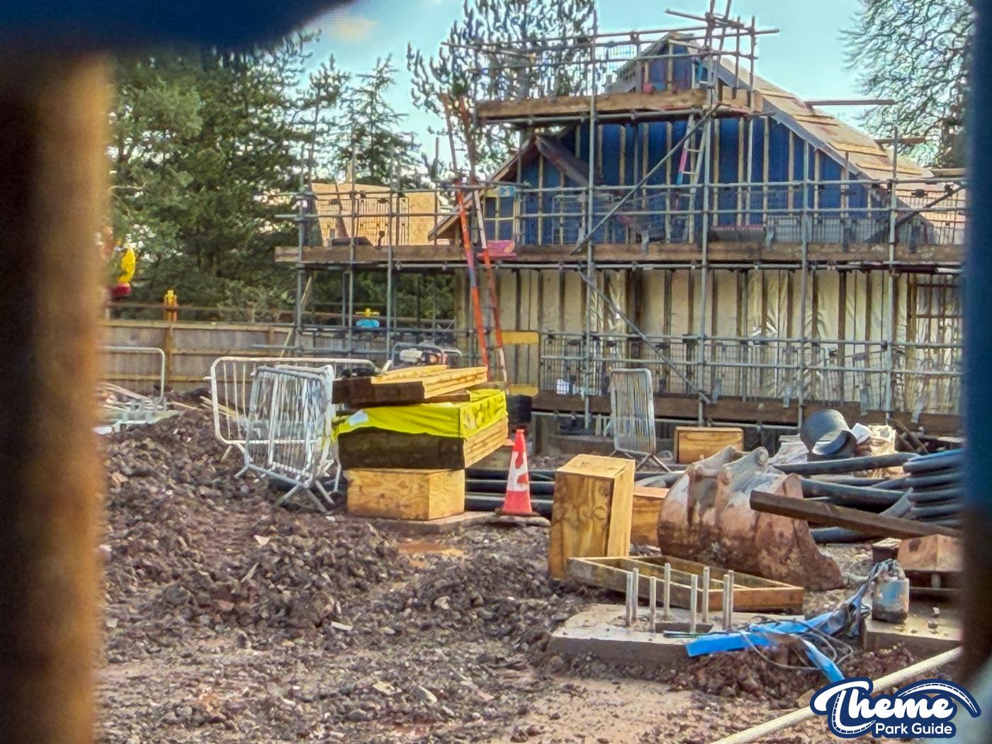 Alton Towers Bluey Rollercoaster Goes Vertical