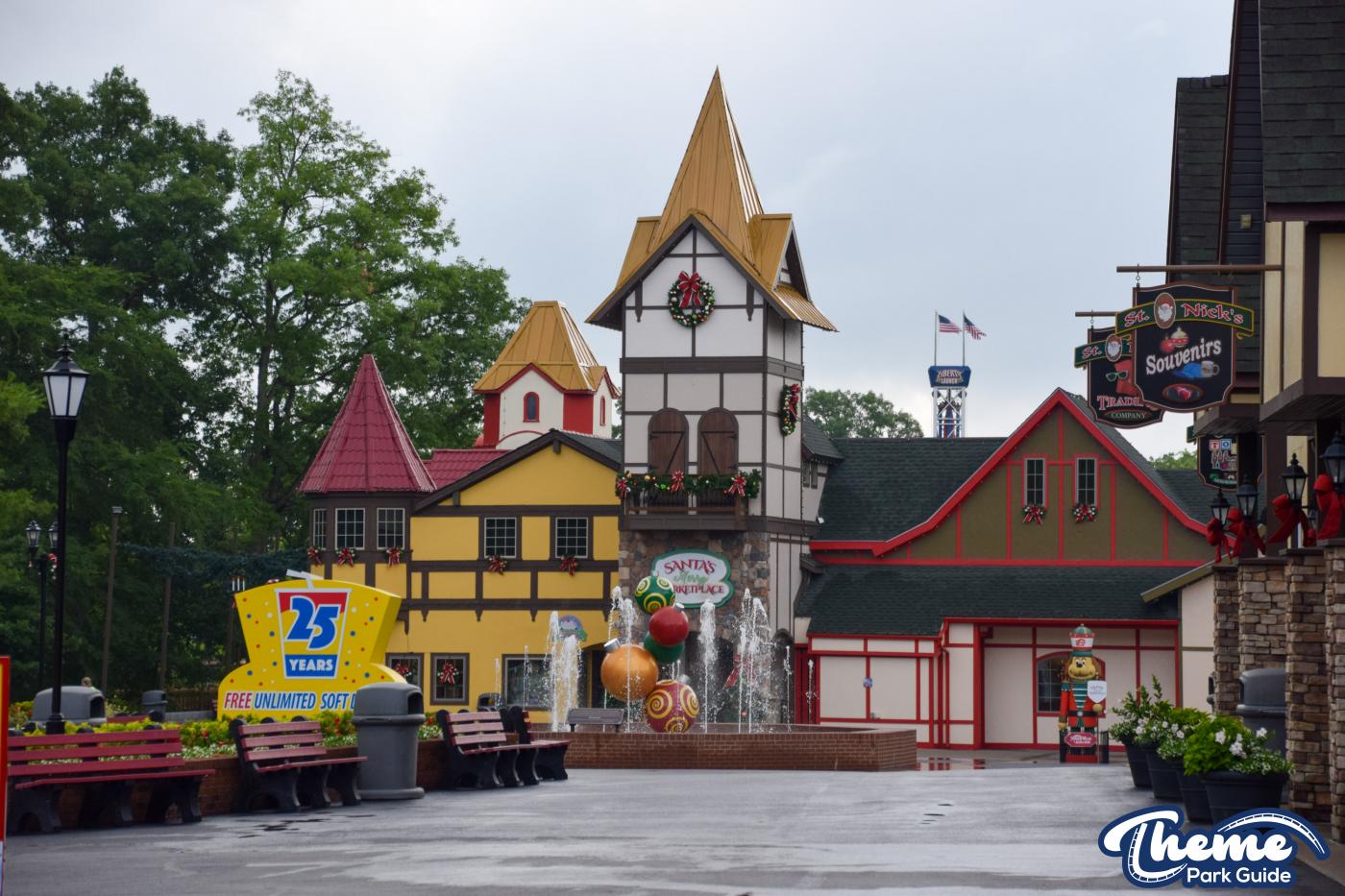 <p>Holiday World & Splashin' Safari </p>