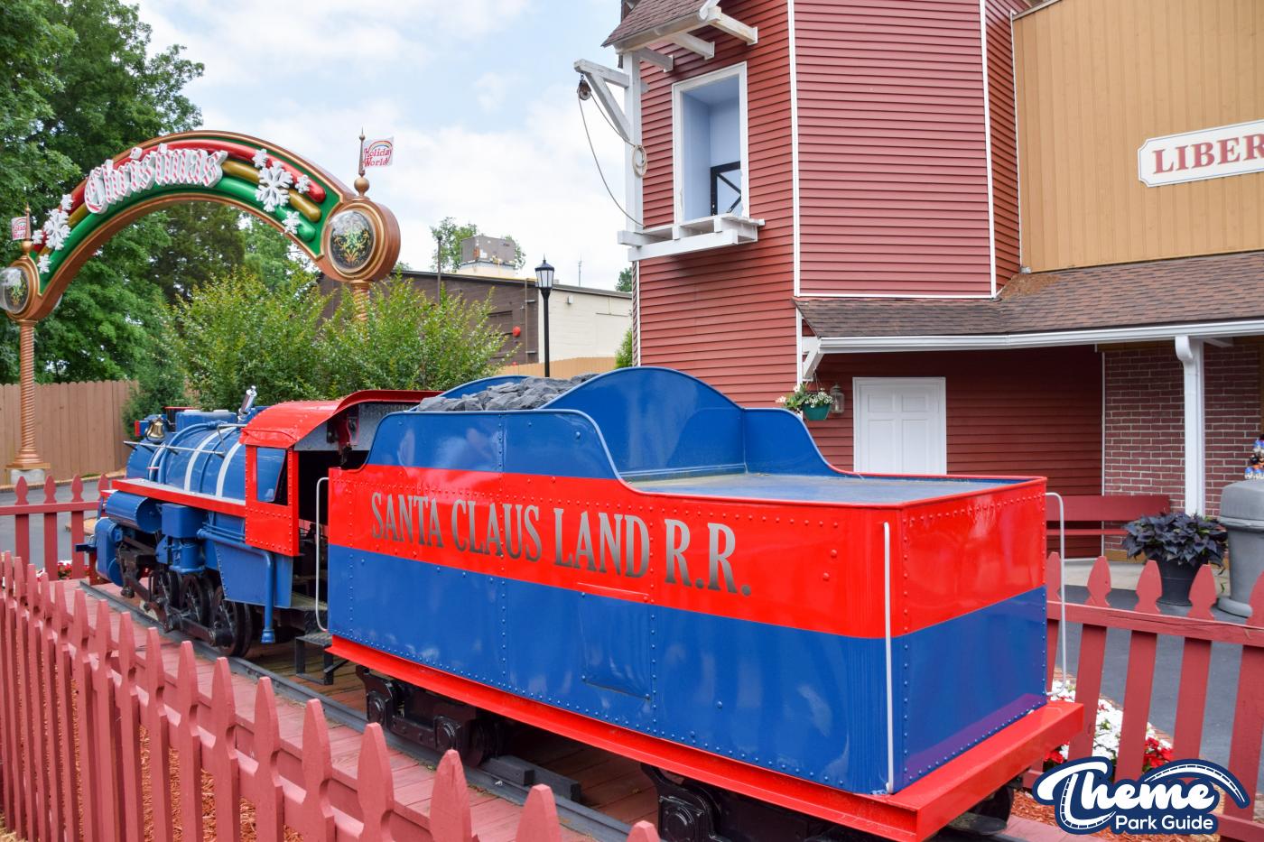 <p>Holiday World & Splashin' Safari </p>