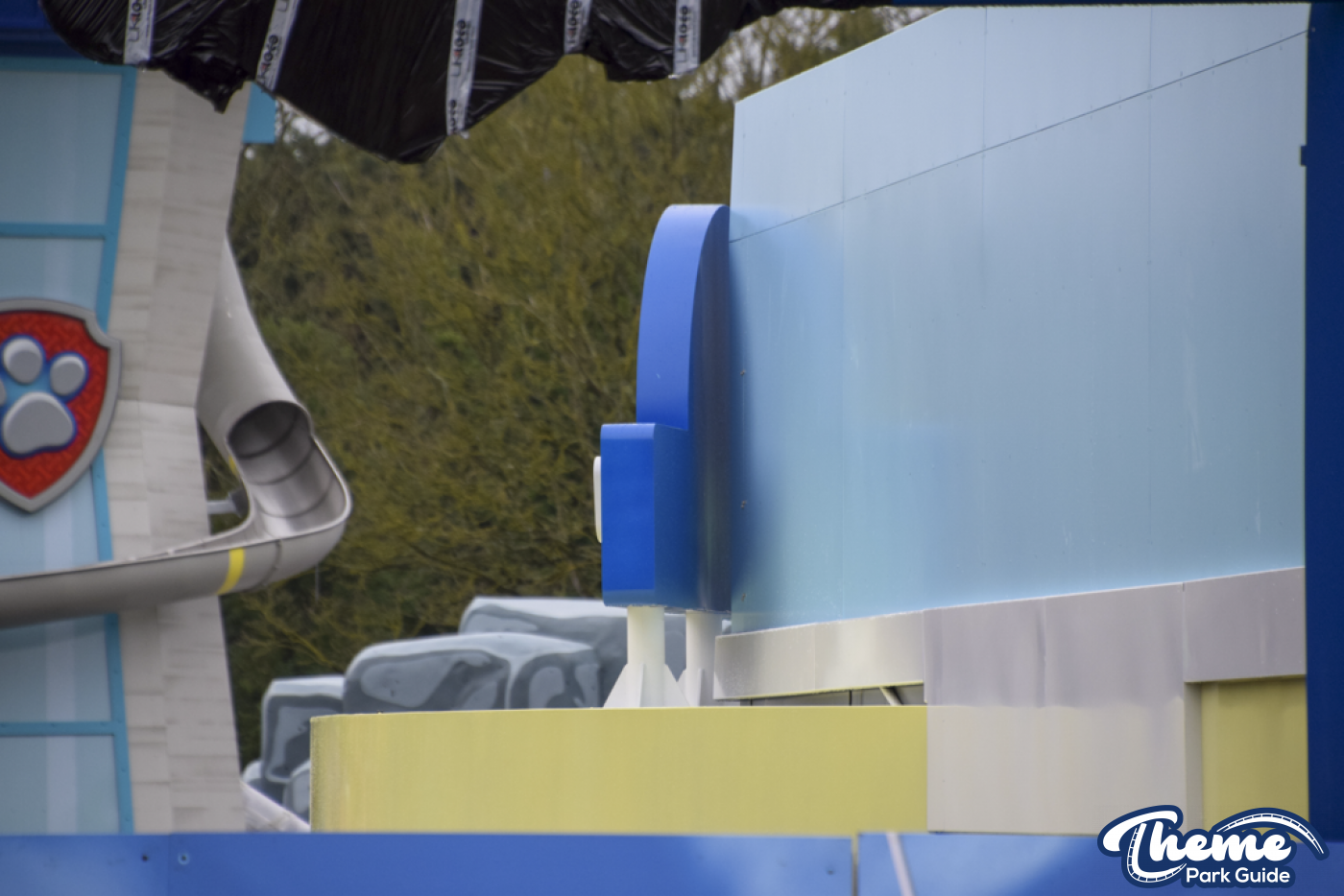 Entrance Signage Installed at Paw Patrol World at Chessington