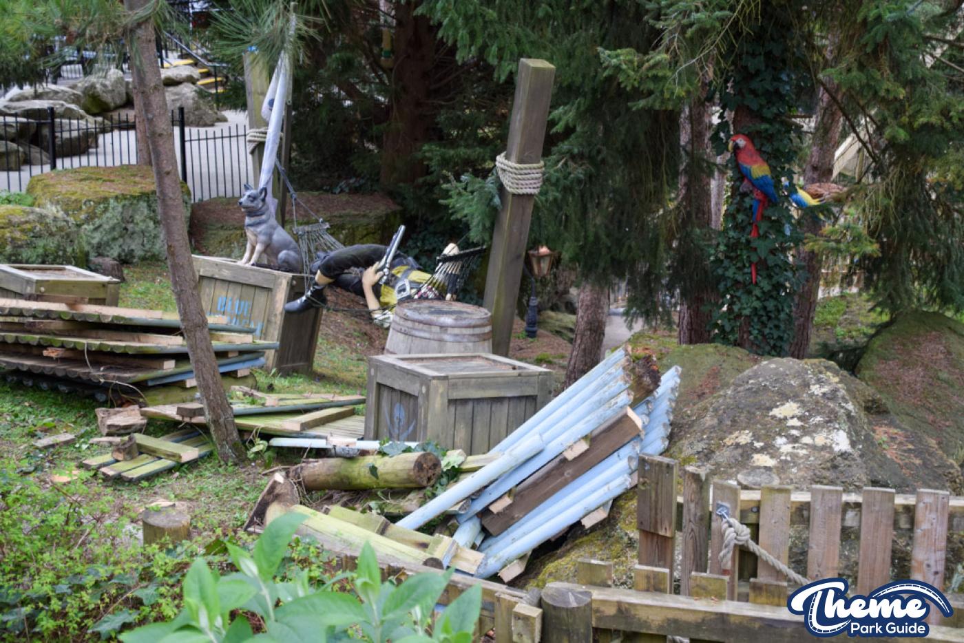 Blue Barnacle Queue Relocated at Chessington
