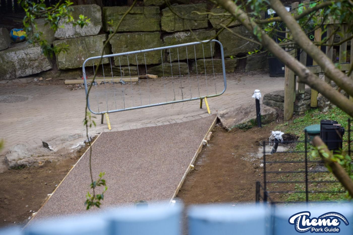 Blue Barnacle Queue Relocated at Chessington