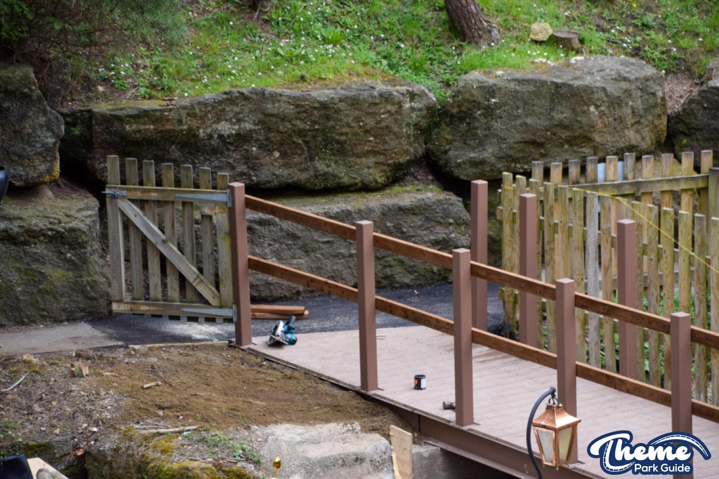 Blue Barnacle Queue Relocated at Chessington