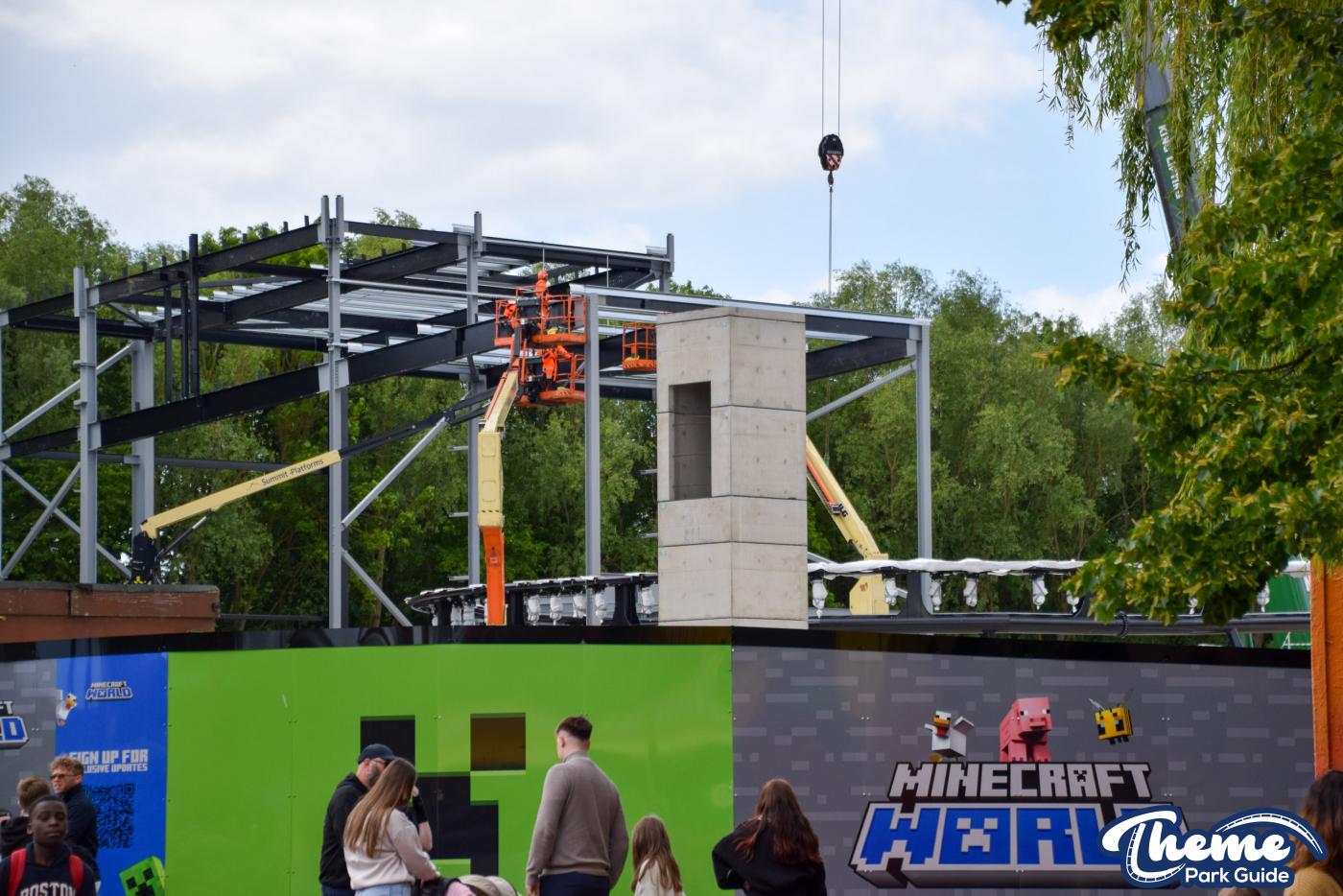 World of Minecraft Station Structure Begins Installation