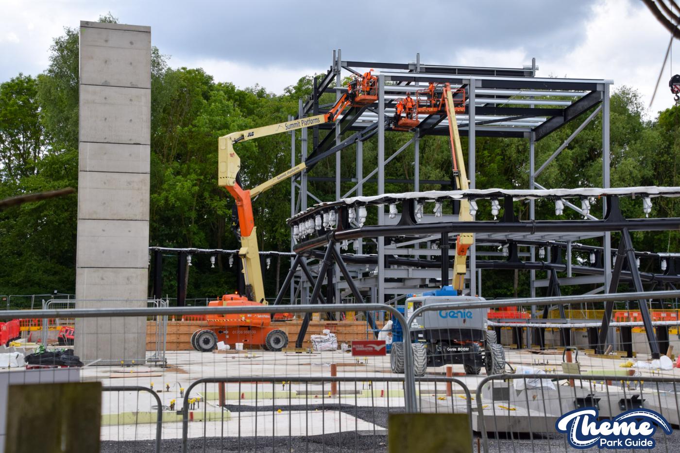 World of Minecraft Station Structure Begins Installation