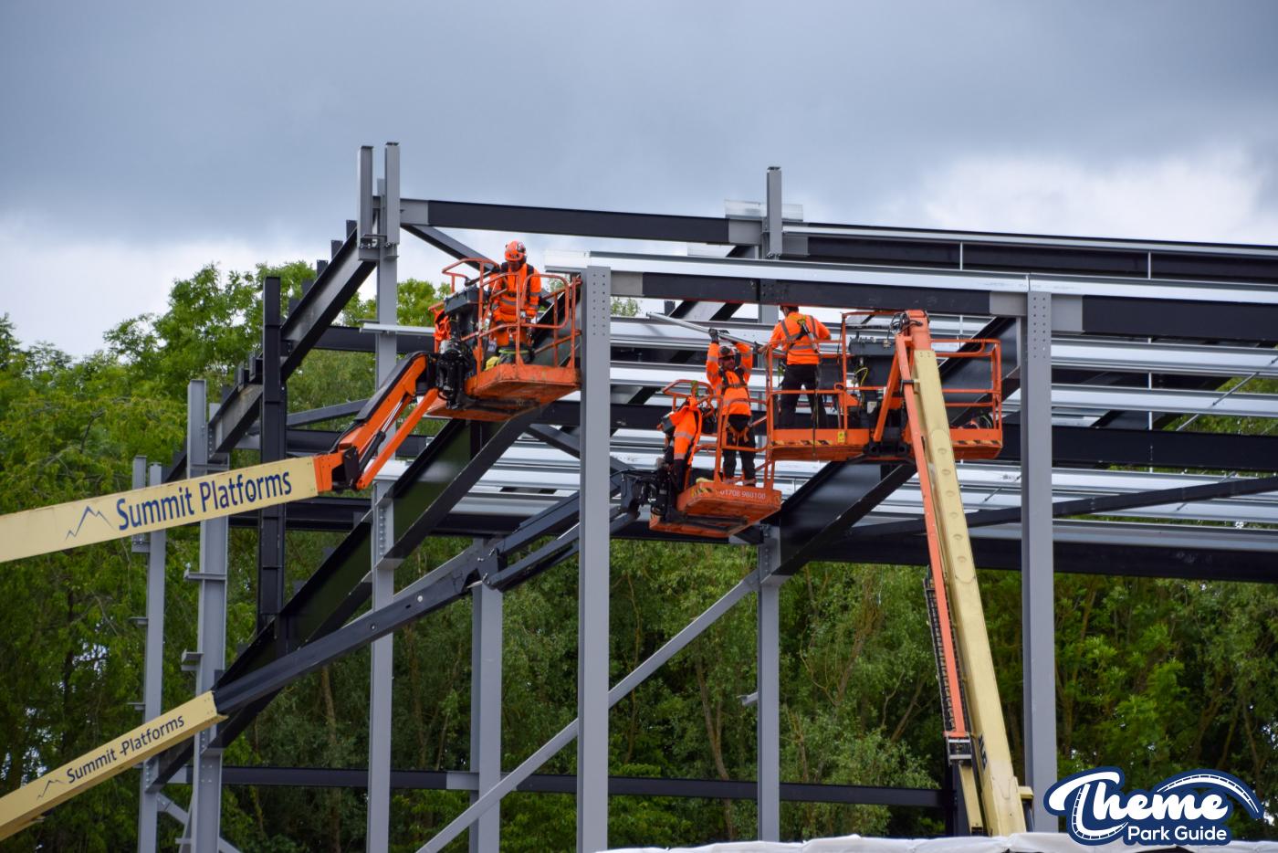 World of Minecraft Station Structure Begins Installation