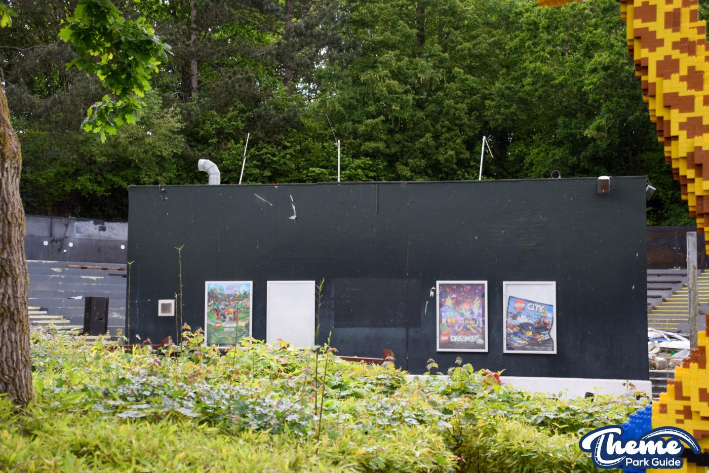 More of the LEGO Studios 4D Theatre Removed