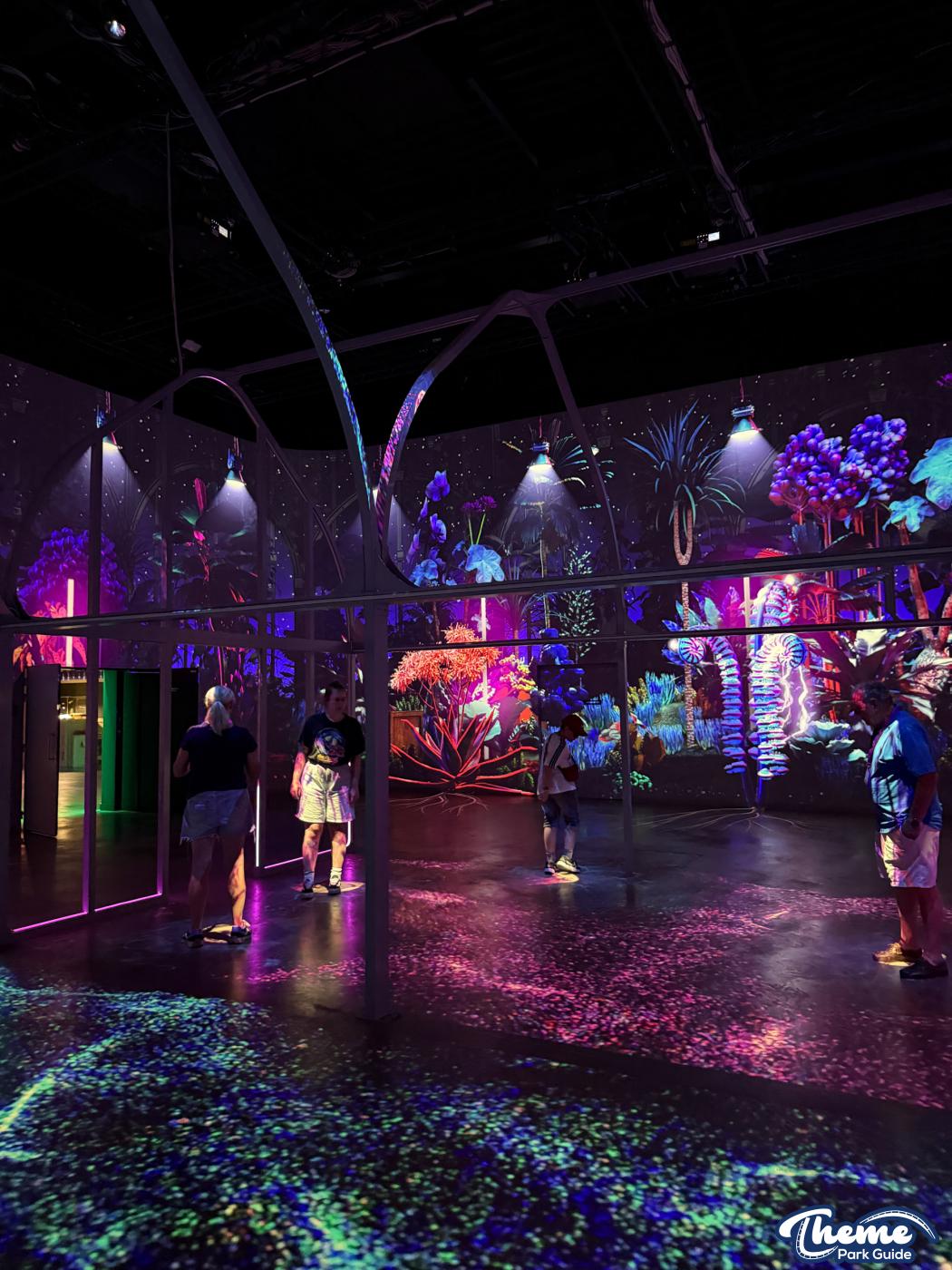 La Serre des Mondes -  Futuroscope