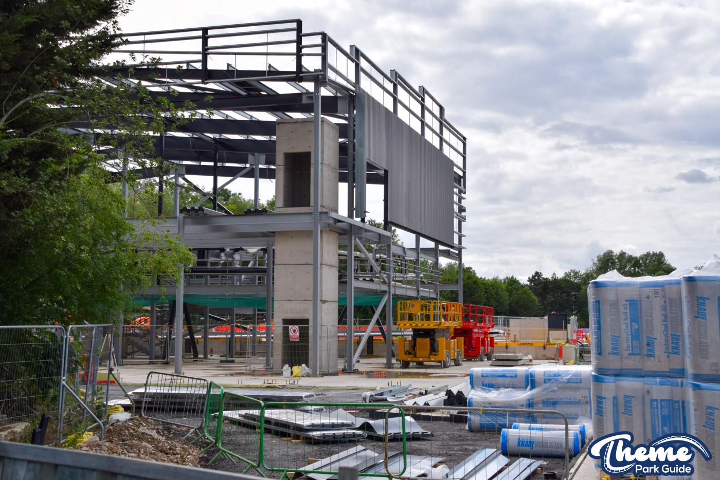 Minecraft Rollercoaster Station Begins to Be Enclosed at Chessington