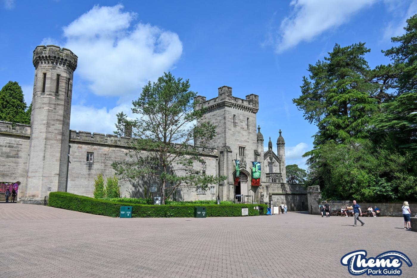 Fountain Square - Alton Towers