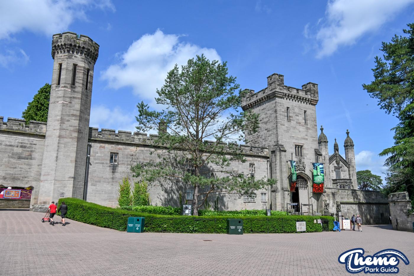 Fountain Square - Alton Towers