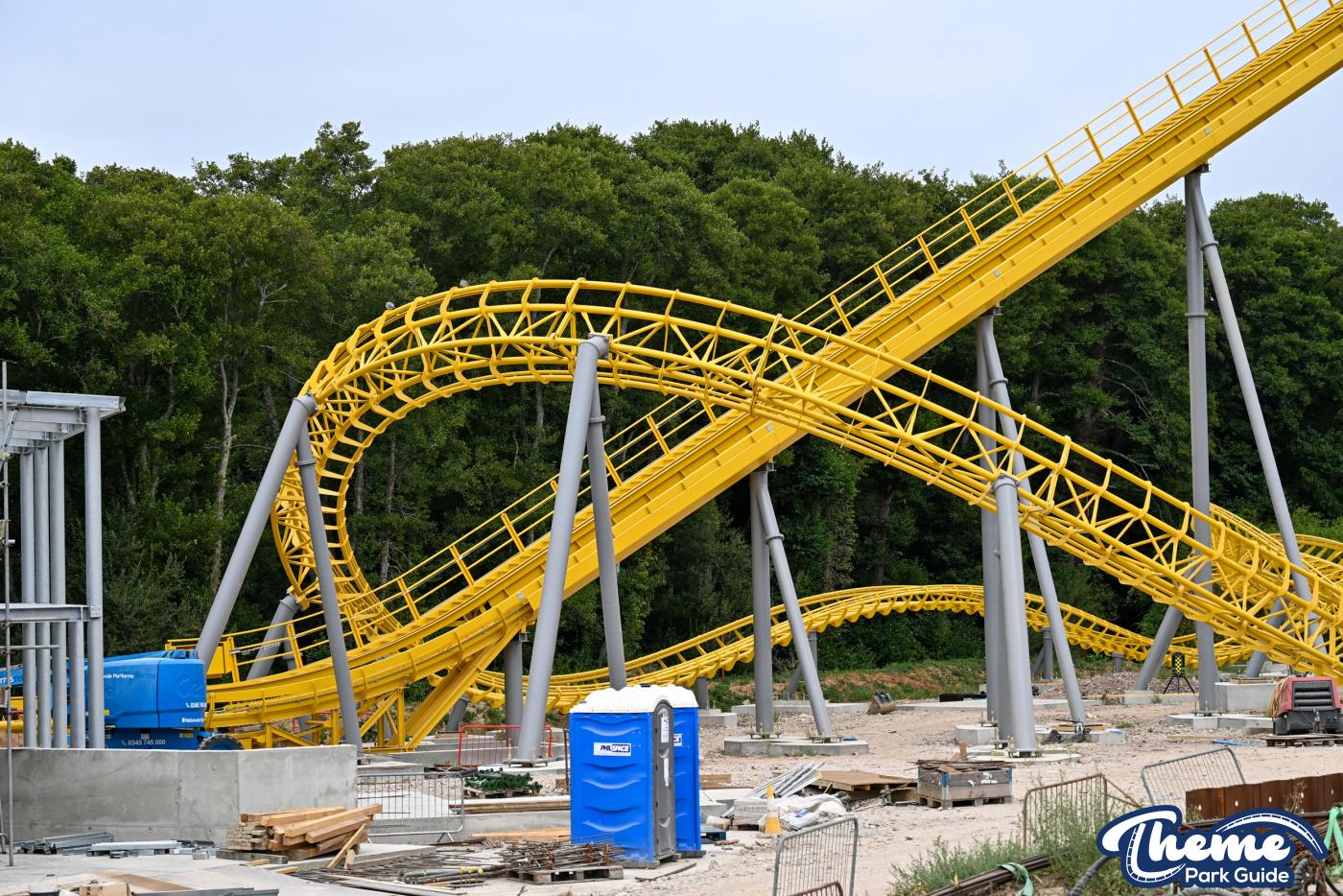 Serpent’s Curse Theming Installed as Construction Progresses at Paultons Park