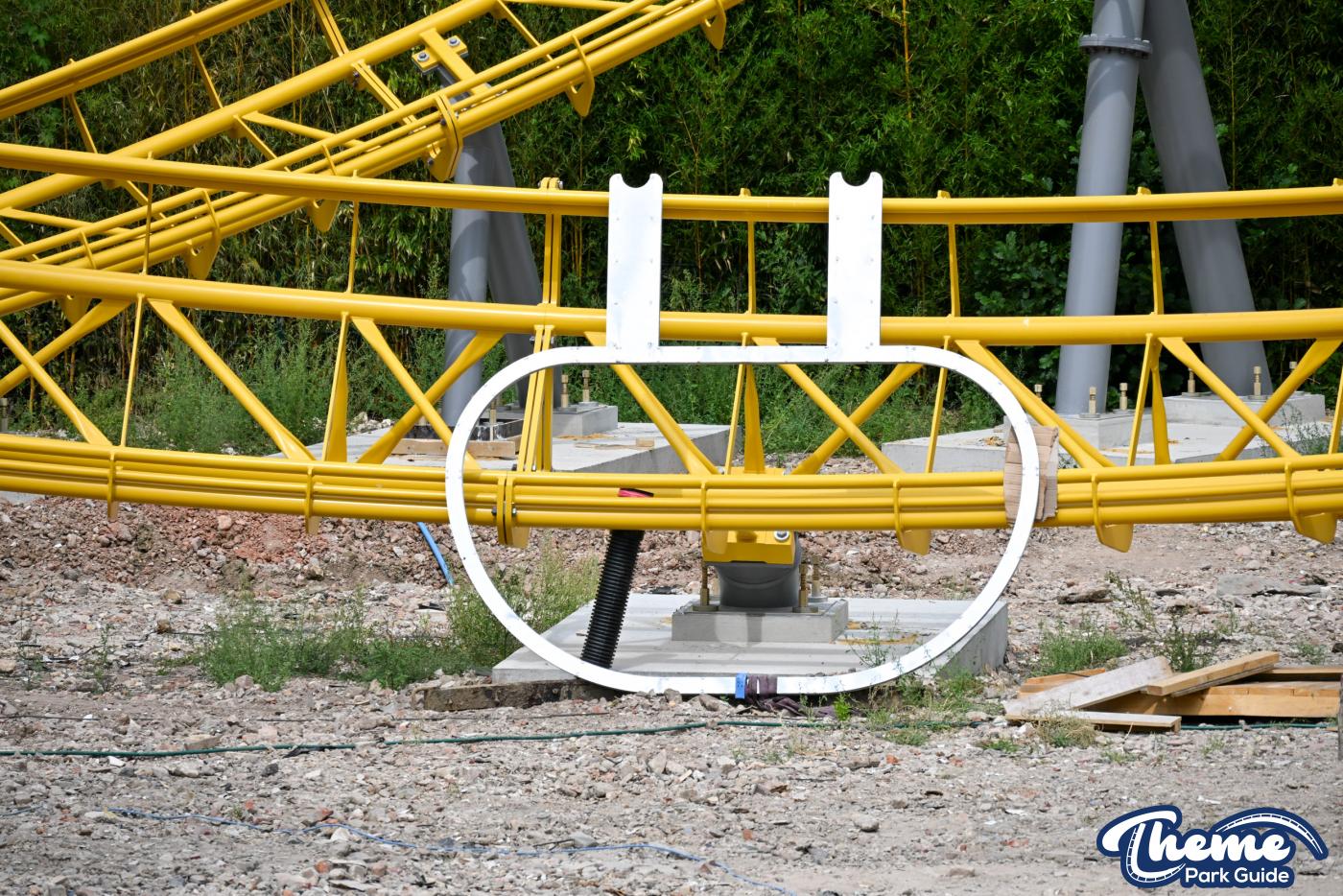Serpent’s Curse Theming Installed as Construction Progresses at Paultons Park