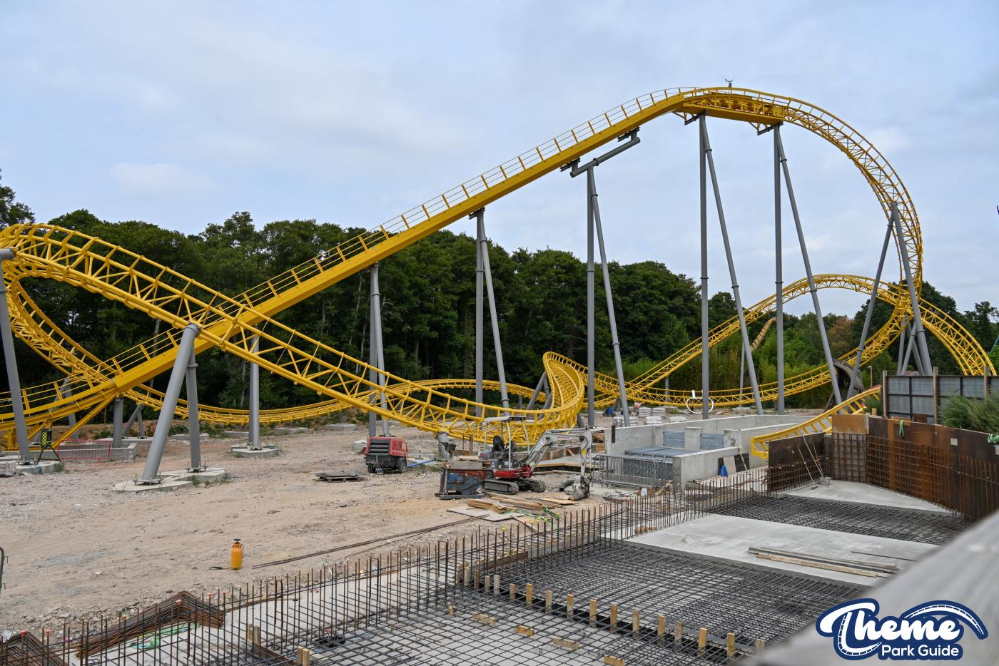 Serpent’s Curse Theming Installed as Construction Progresses at Paultons Park