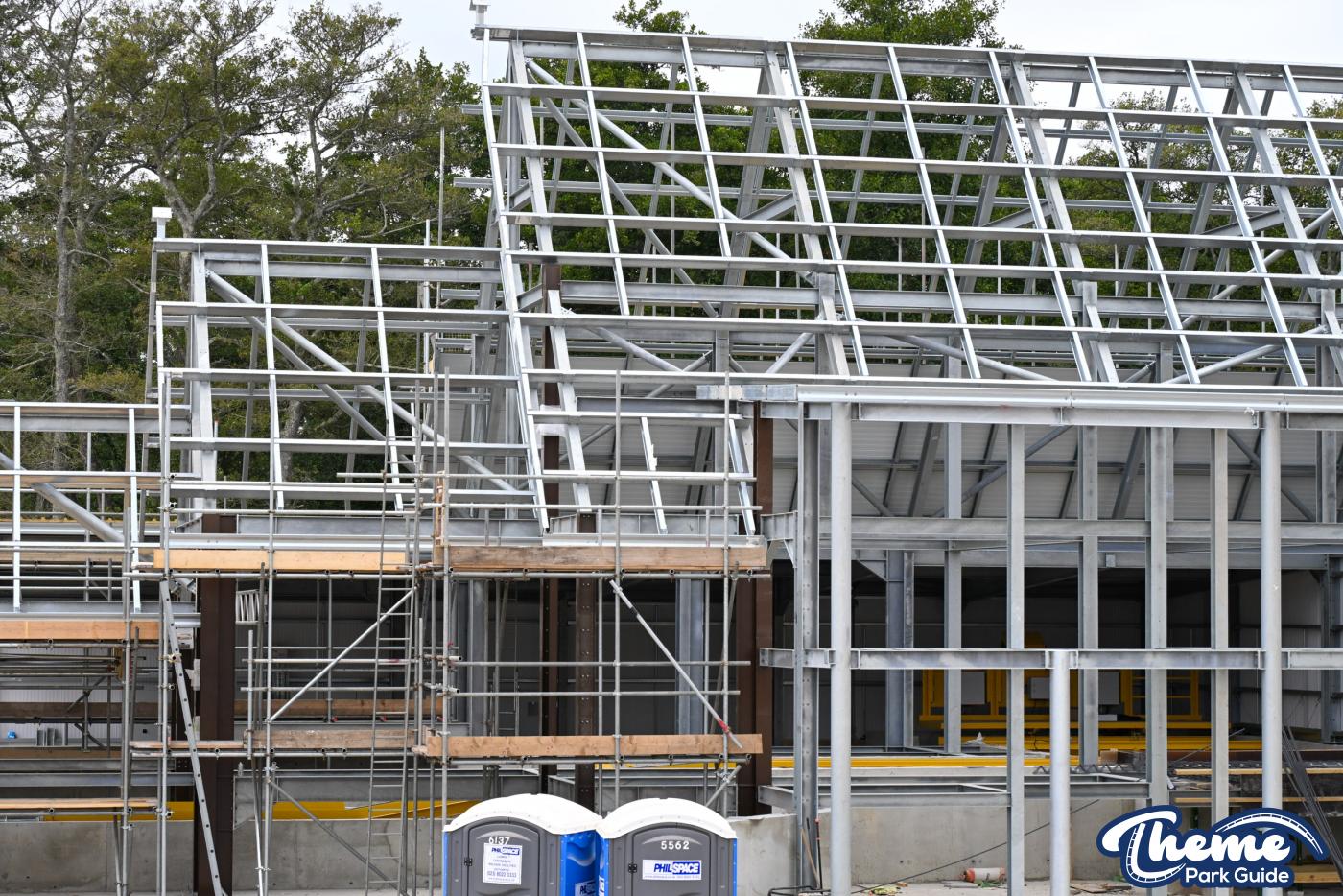 Serpent’s Curse Theming Installed as Construction Progresses at Paultons Park