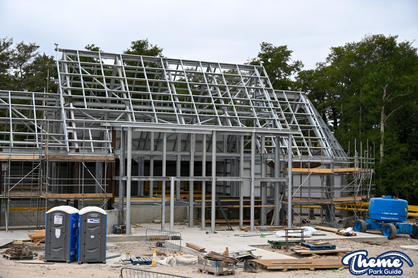Serpent’s Curse Theming Installed as Construction Progresses at Paultons Park
