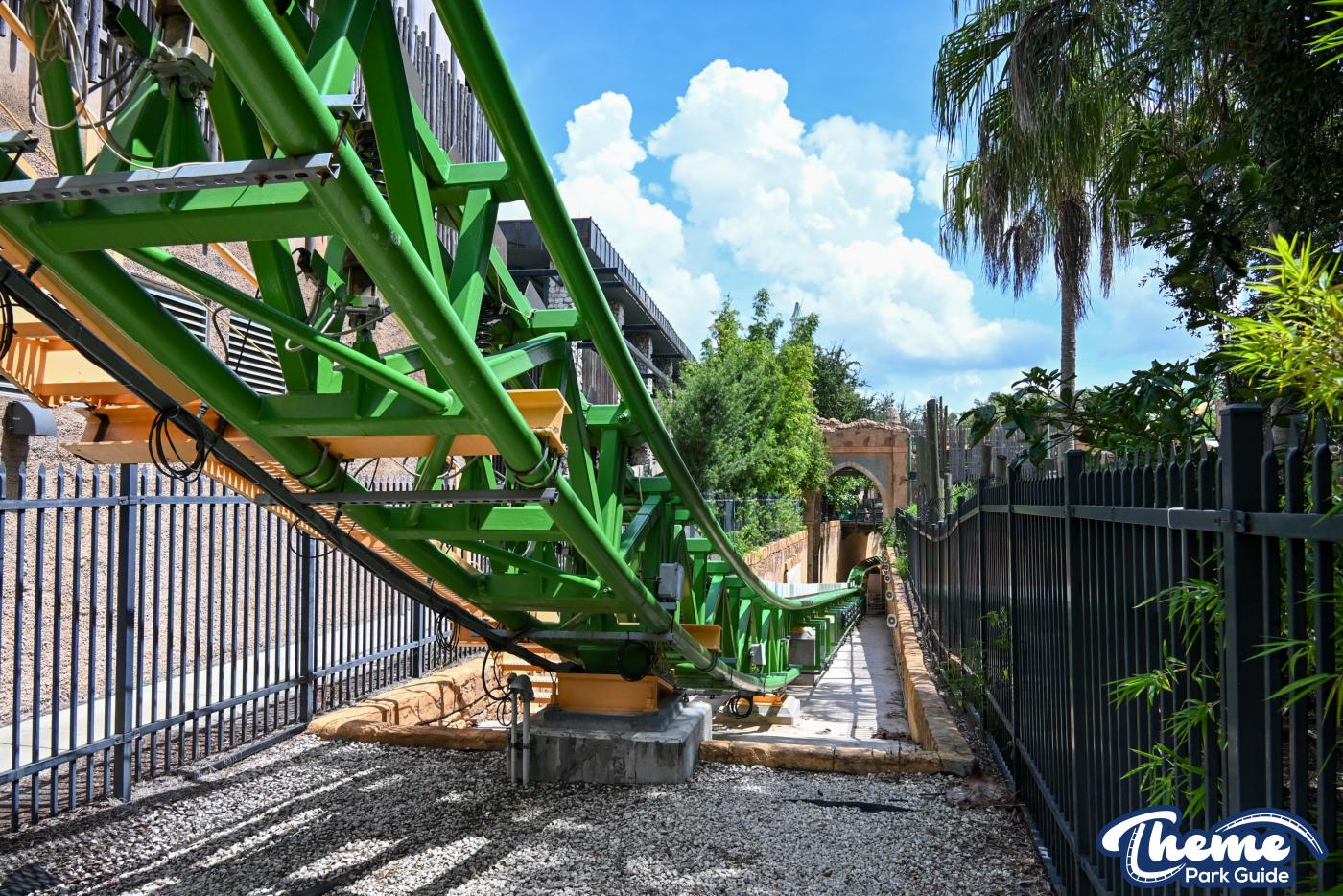 Cheetah Hunt Behind the Scenes Tour -