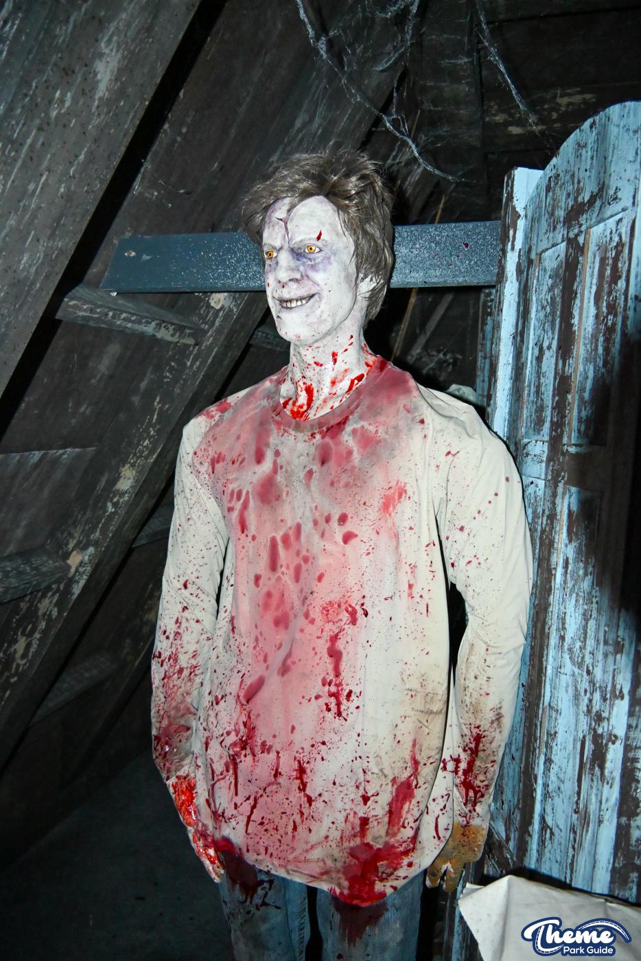 Evil Dead Burn Behind the Scenes -