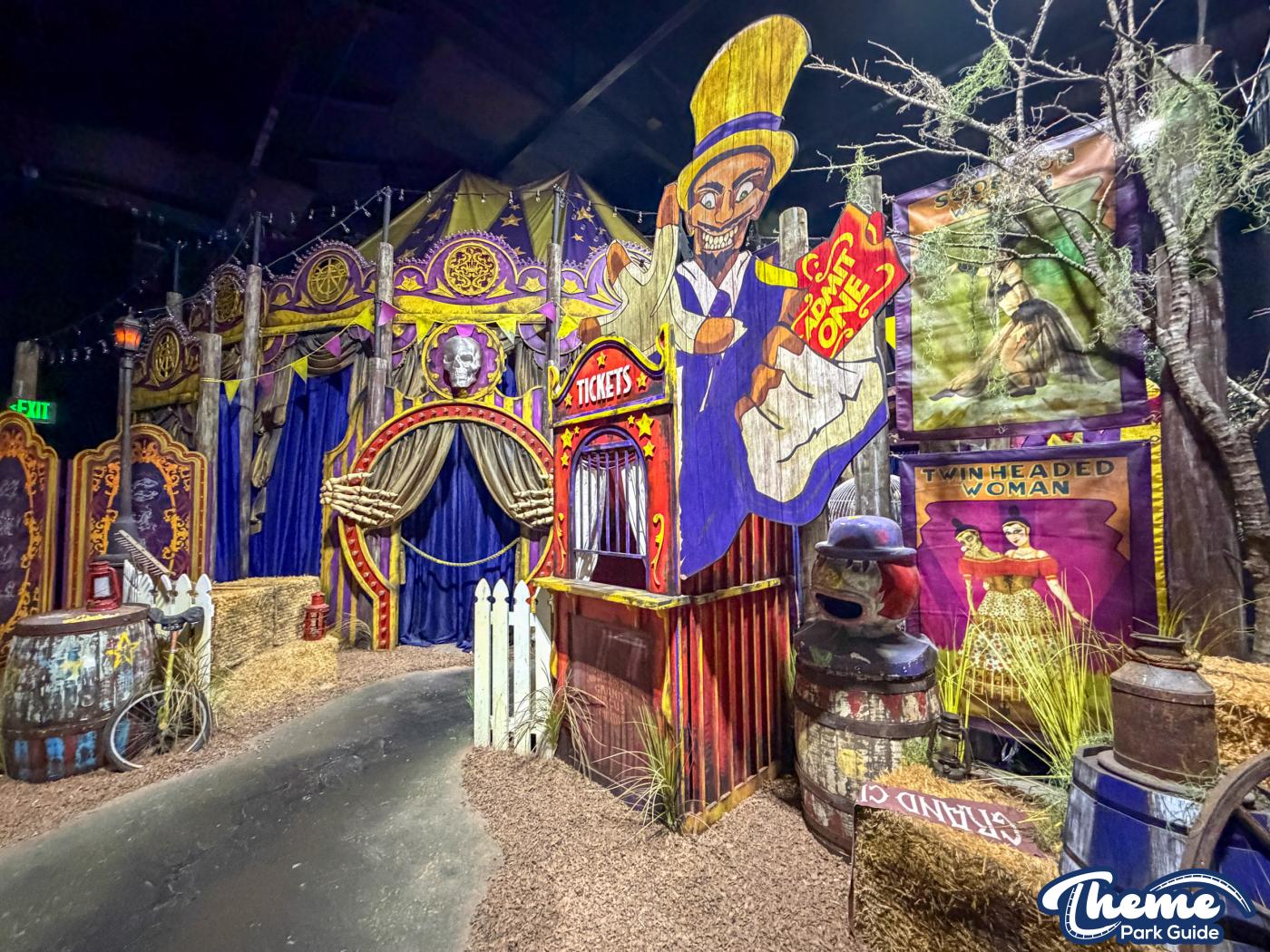 Universal Studios - HHN 35 Behind the Screams Unmasking the Horror Tour Review