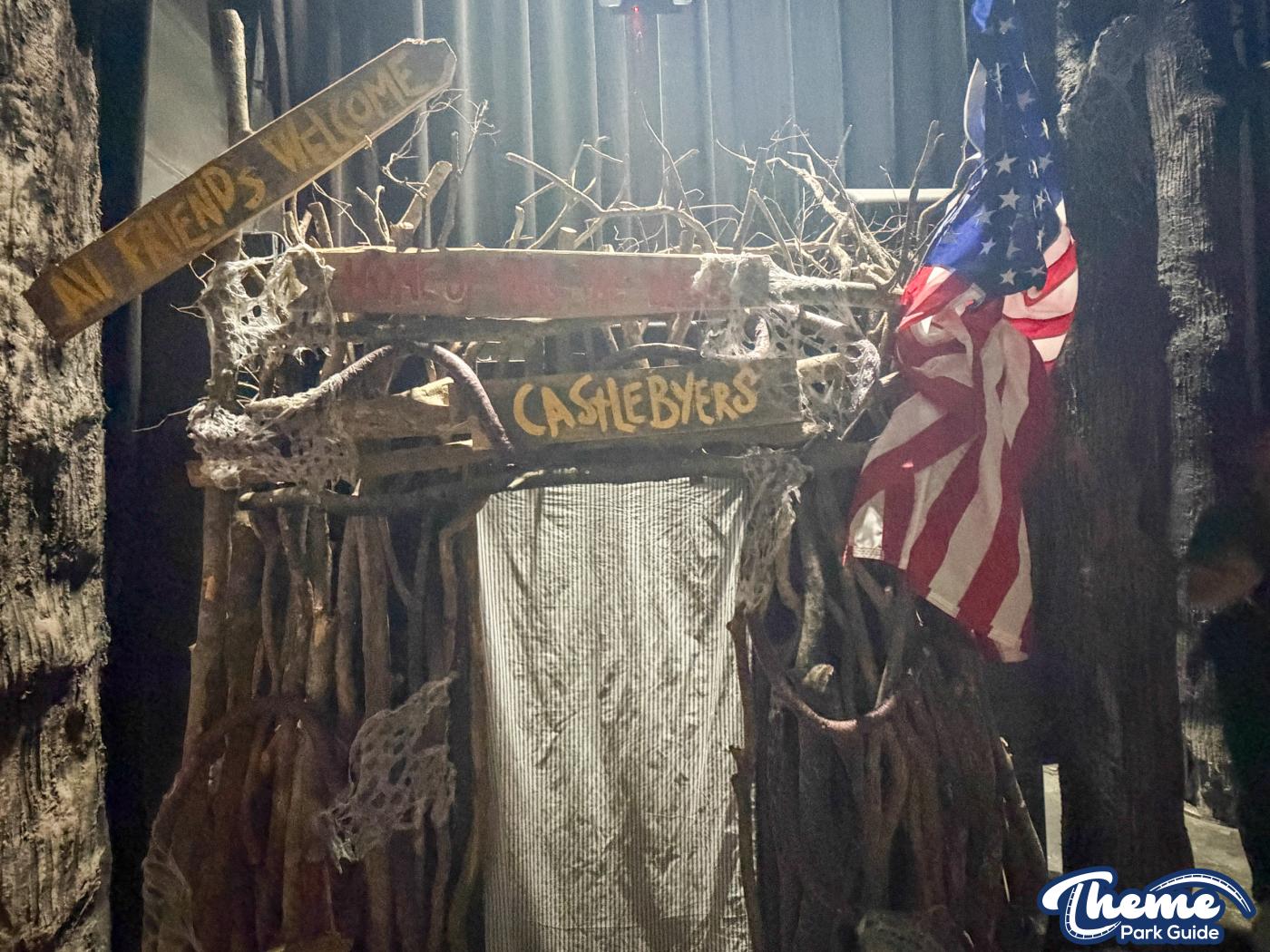 Universal Studios - HHN 35 Behind the Screams Unmasking the Horror Tour Review