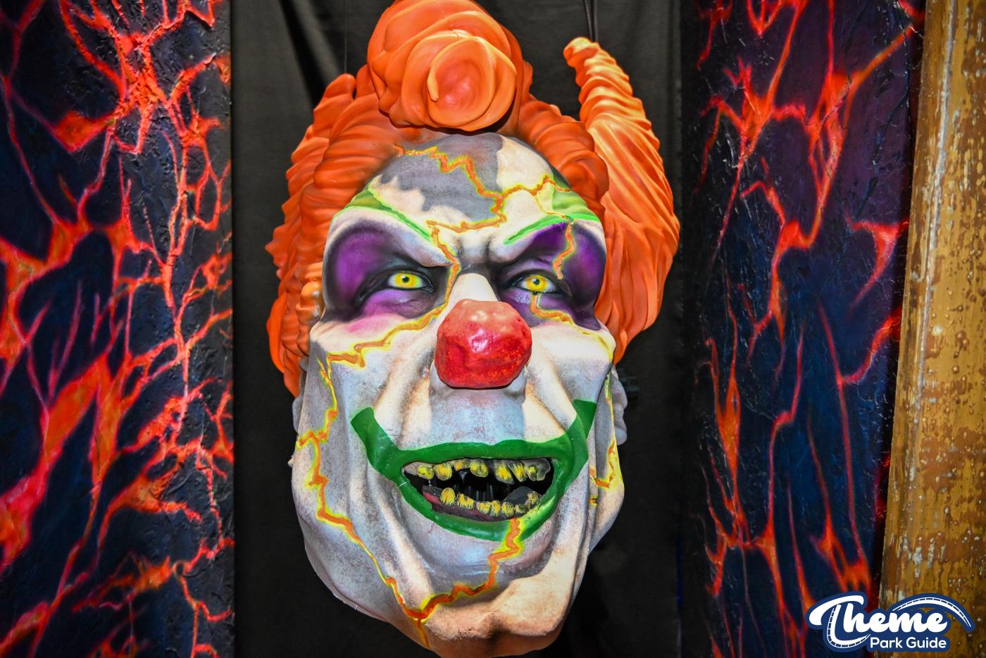 Universal Studios - HHN 35 Behind the Screams Unmasking the Horror Tour Review