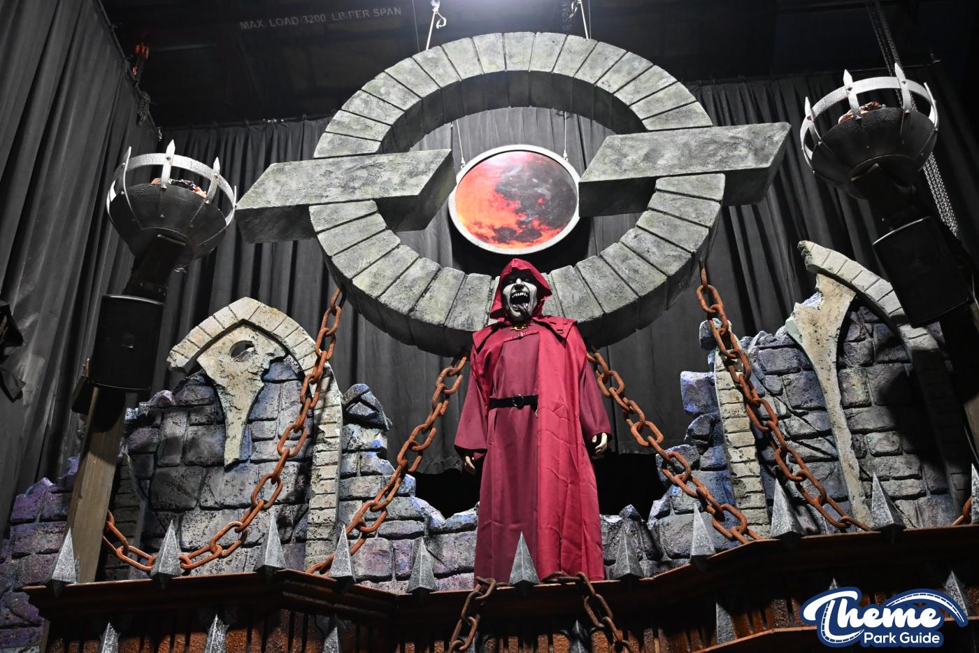 Universal Studios - HHN 35 Behind the Screams Unmasking the Horror Tour Review