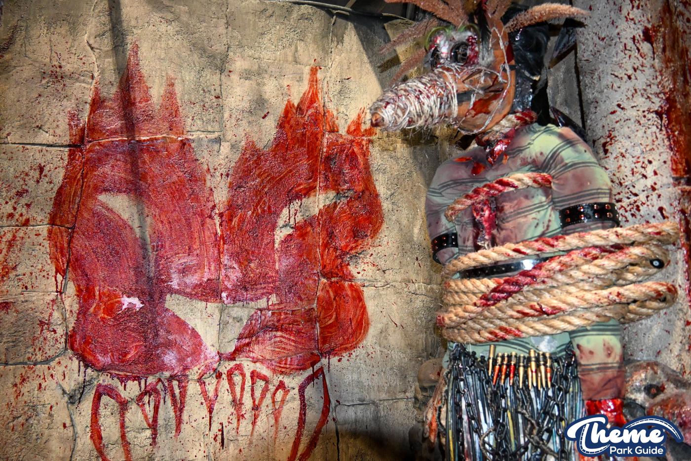 Universal Studios - HHN 35 Behind the Screams Unmasking the Horror Tour Review