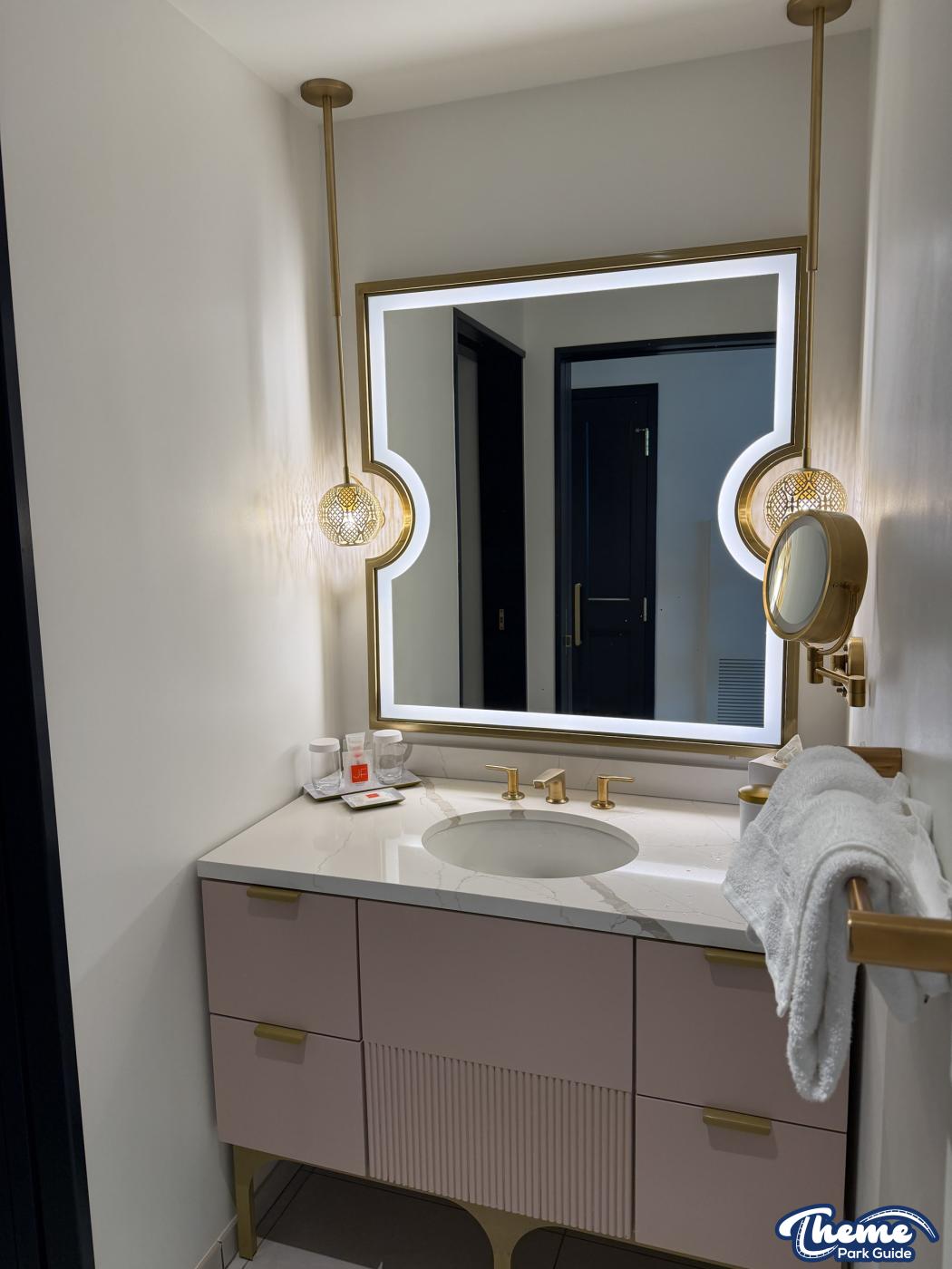 Helios Grand Hotel – Park View Room