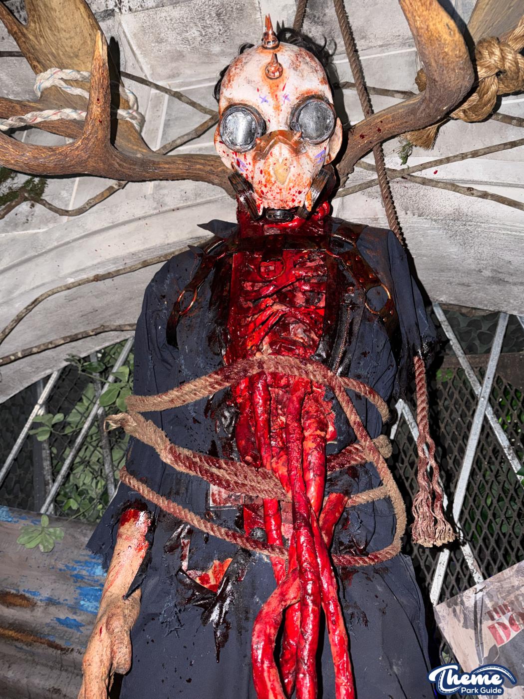 Madlands: Caged Cannibals Behind the Scenes -