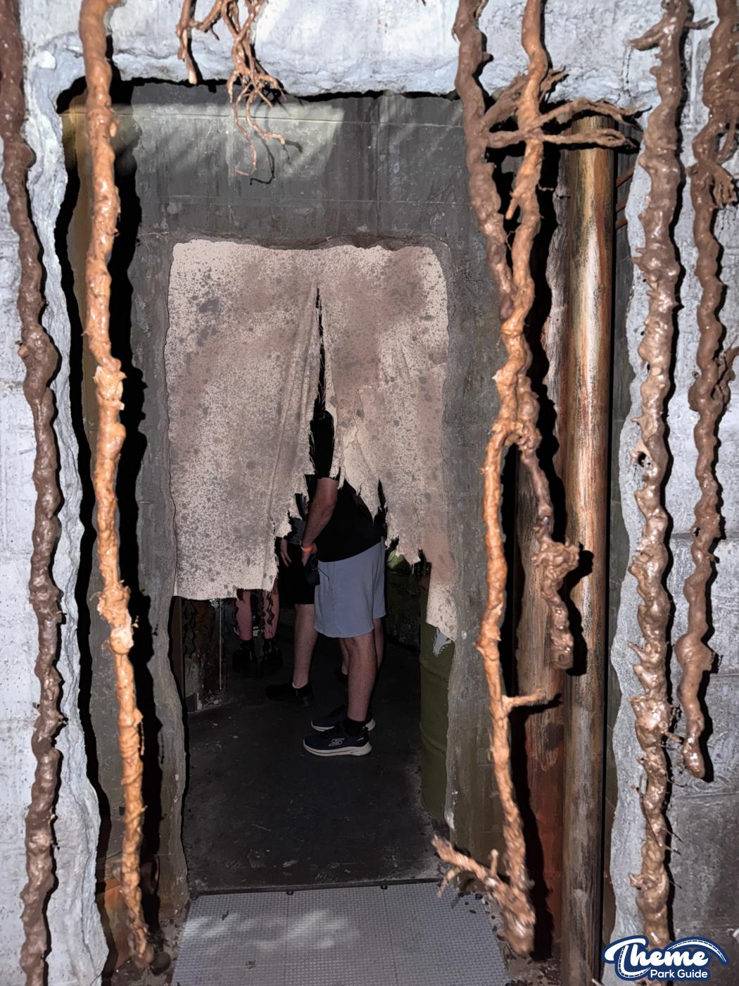 Madlands: Caged Cannibals Behind the Scenes -