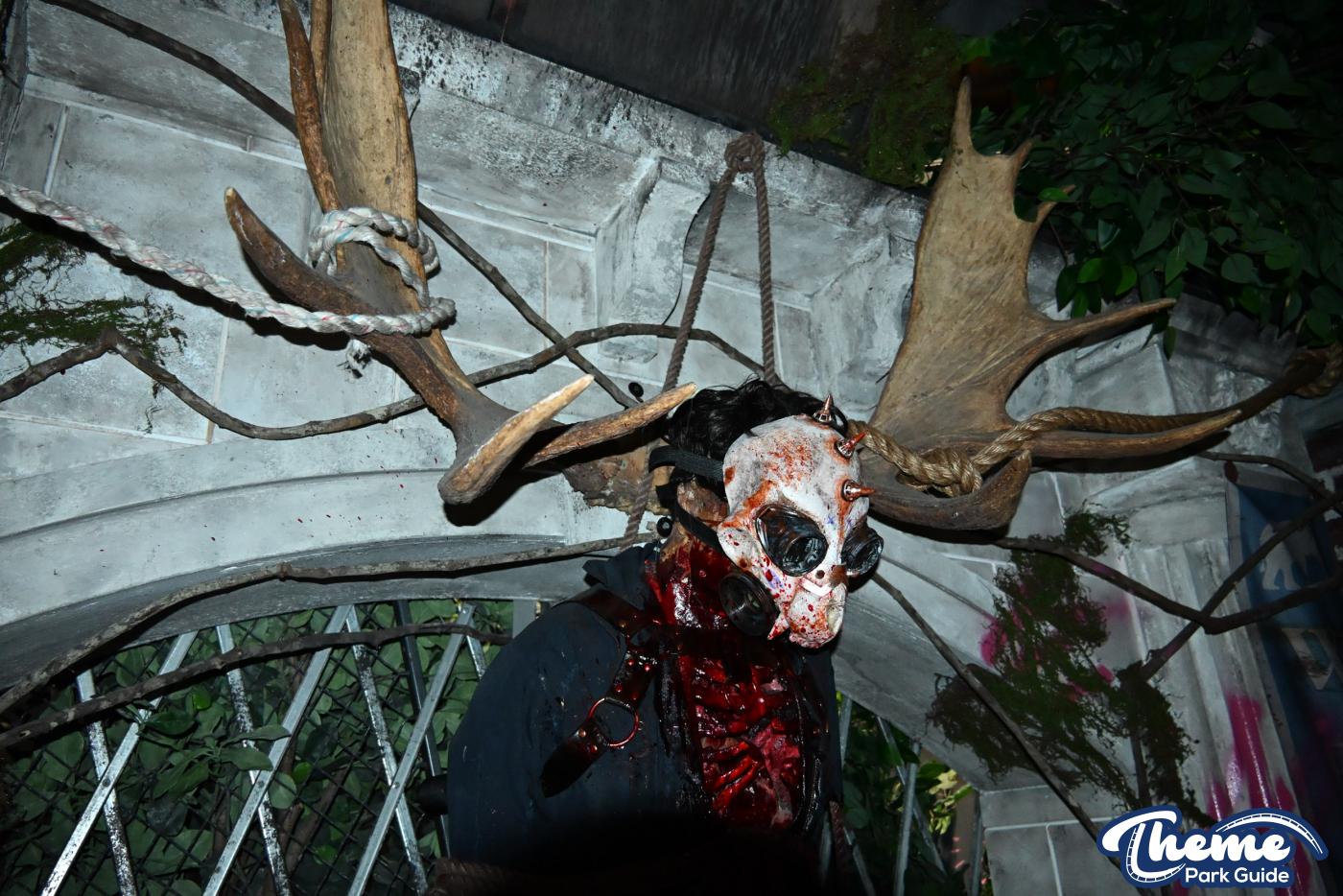 Madlands: Caged Cannibals Behind the Scenes -