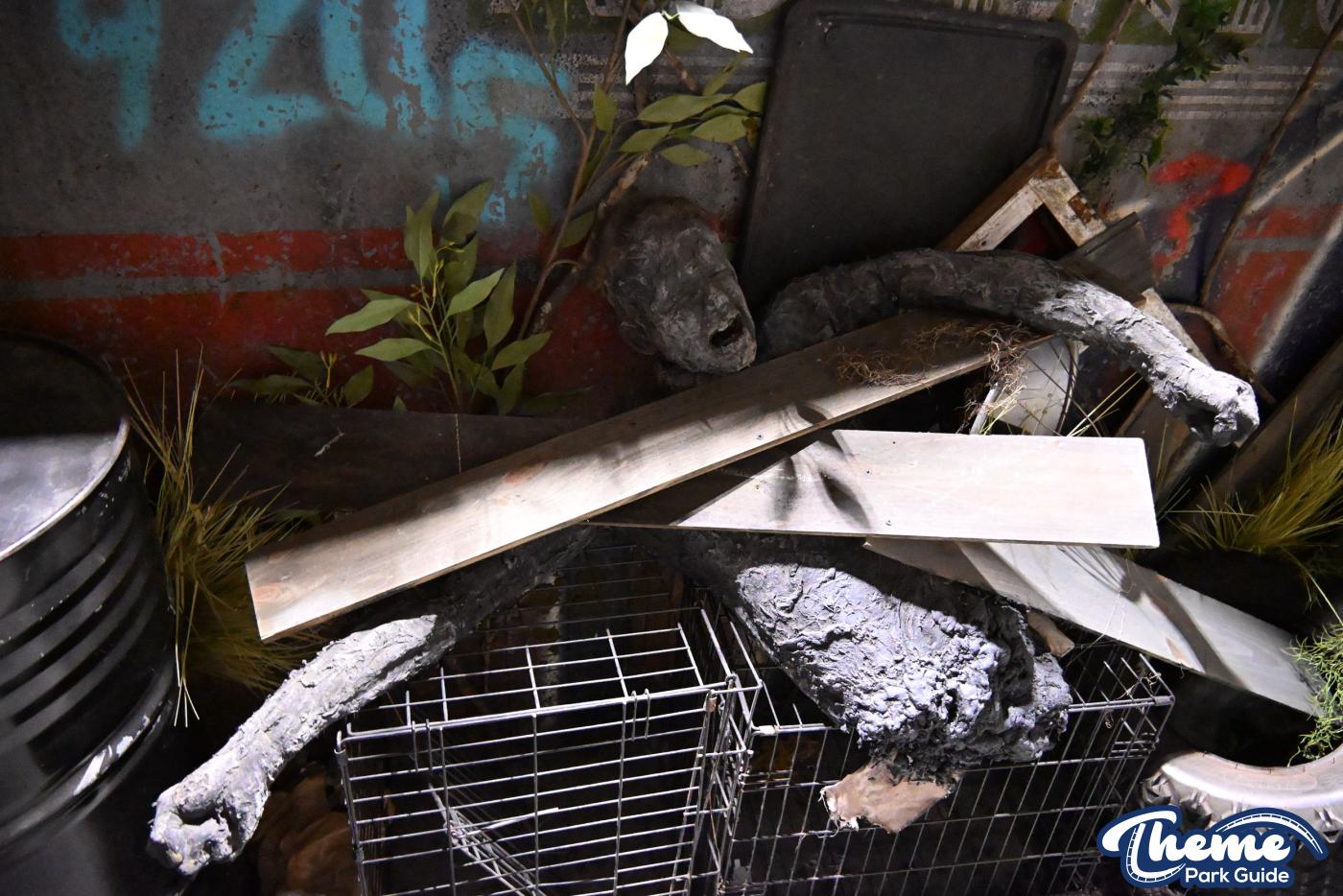 Madlands: Caged Cannibals Behind the Scenes -