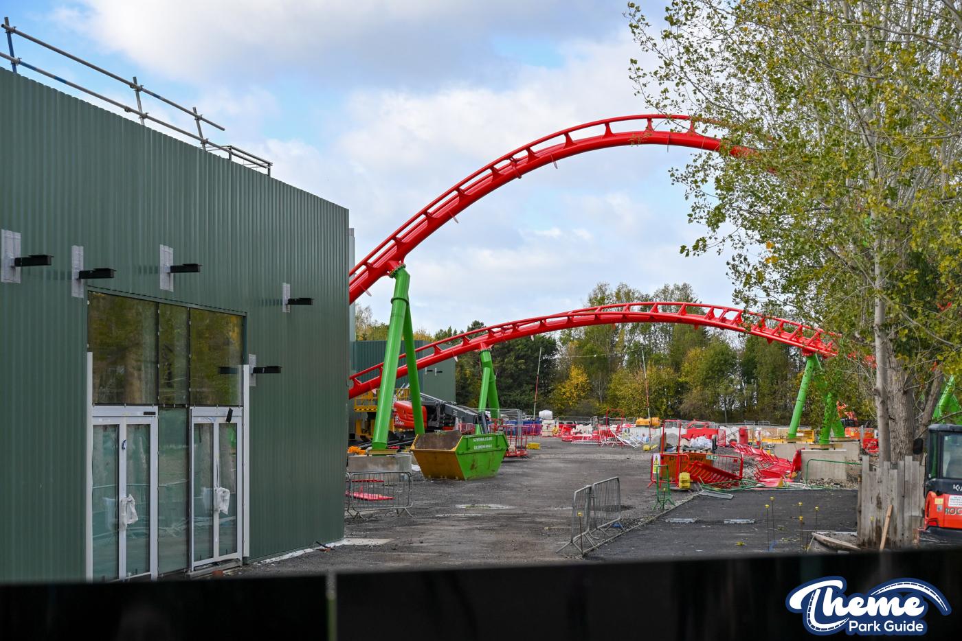 Escape the Nether Rollercoaster Track Complete! Spike Element Spotted at Chessington!
