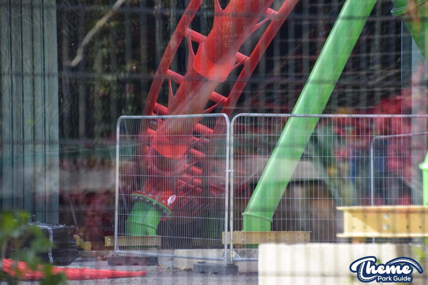 Escape the Nether Rollercoaster Track Complete! Spike Element Spotted at Chessington!