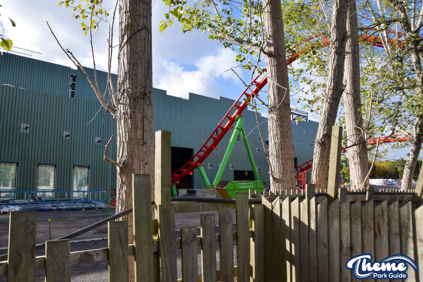 Escape the Nether Rollercoaster Track Complete! Spike Element Spotted at Chessington!